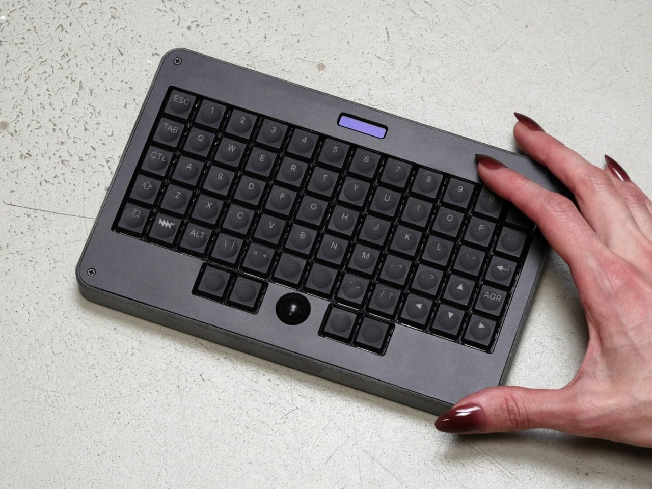MNT Pocket Reform 스탠드얼론 키보드 - 트랙볼 내장 €169 포터블 기계식