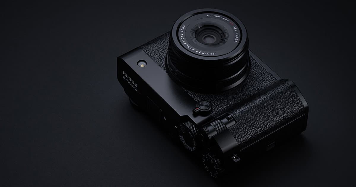 후지필름 GFX100RF - 렌즈 일체형 중형 카메라, 735g의 가벼움