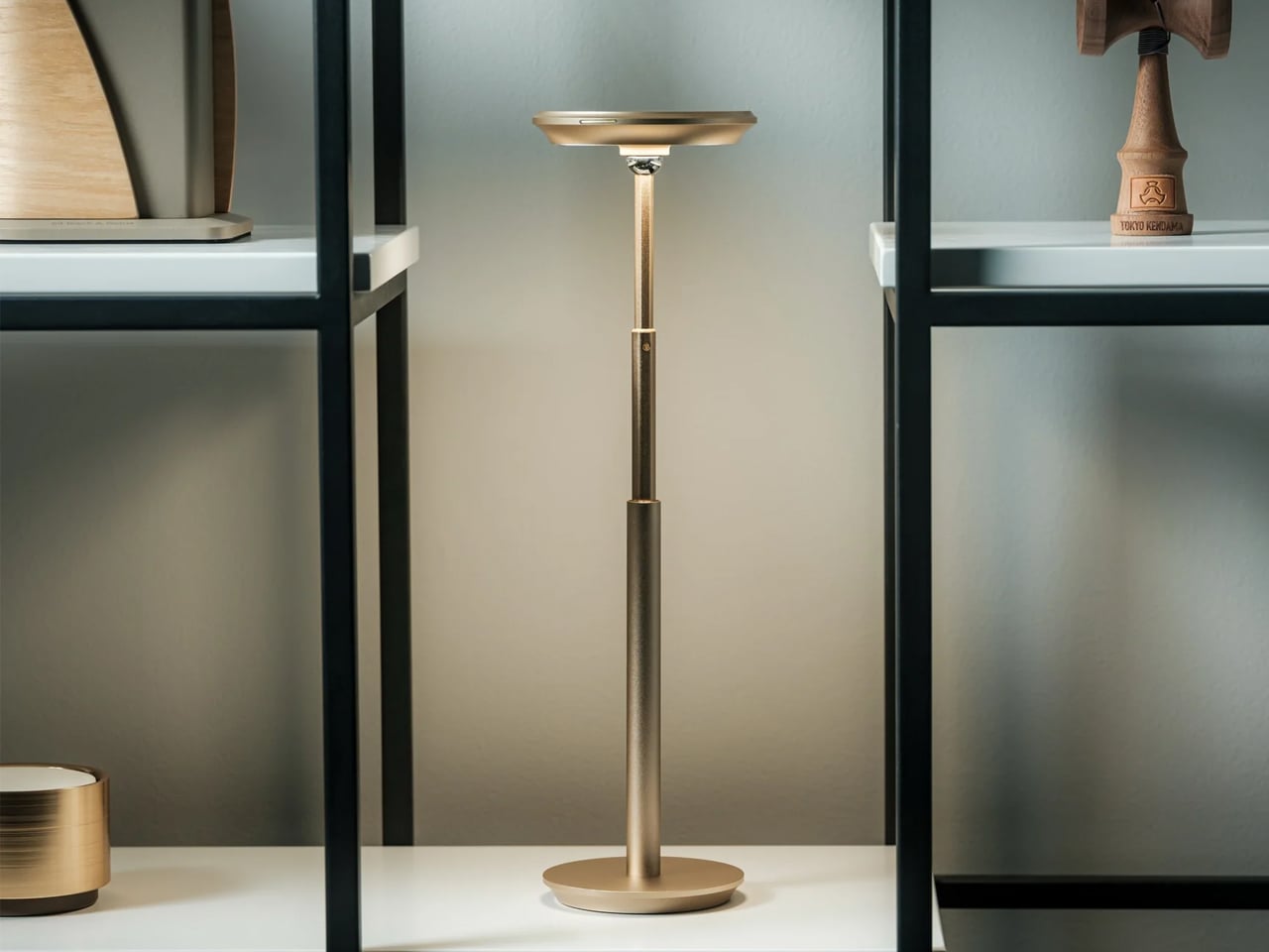 Infinite Solas Lamp detail 2