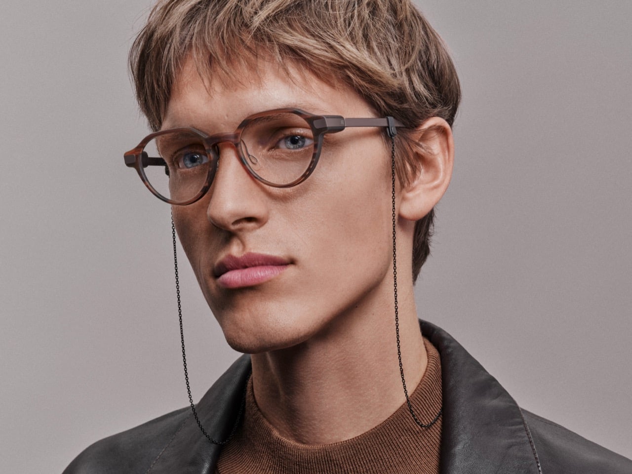 Even Realities G2 Brown 2 - A Smart Glasses Frame in a Real Tortoiseshell Pattern