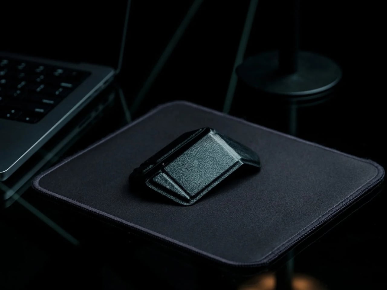 OrigamiSwift Folding Mouse - A Bluetooth Mouse That Gets Flatter Instead of Smaller