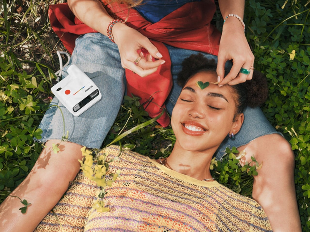 Polaroid Go Gen 3로 촬영하는 모습