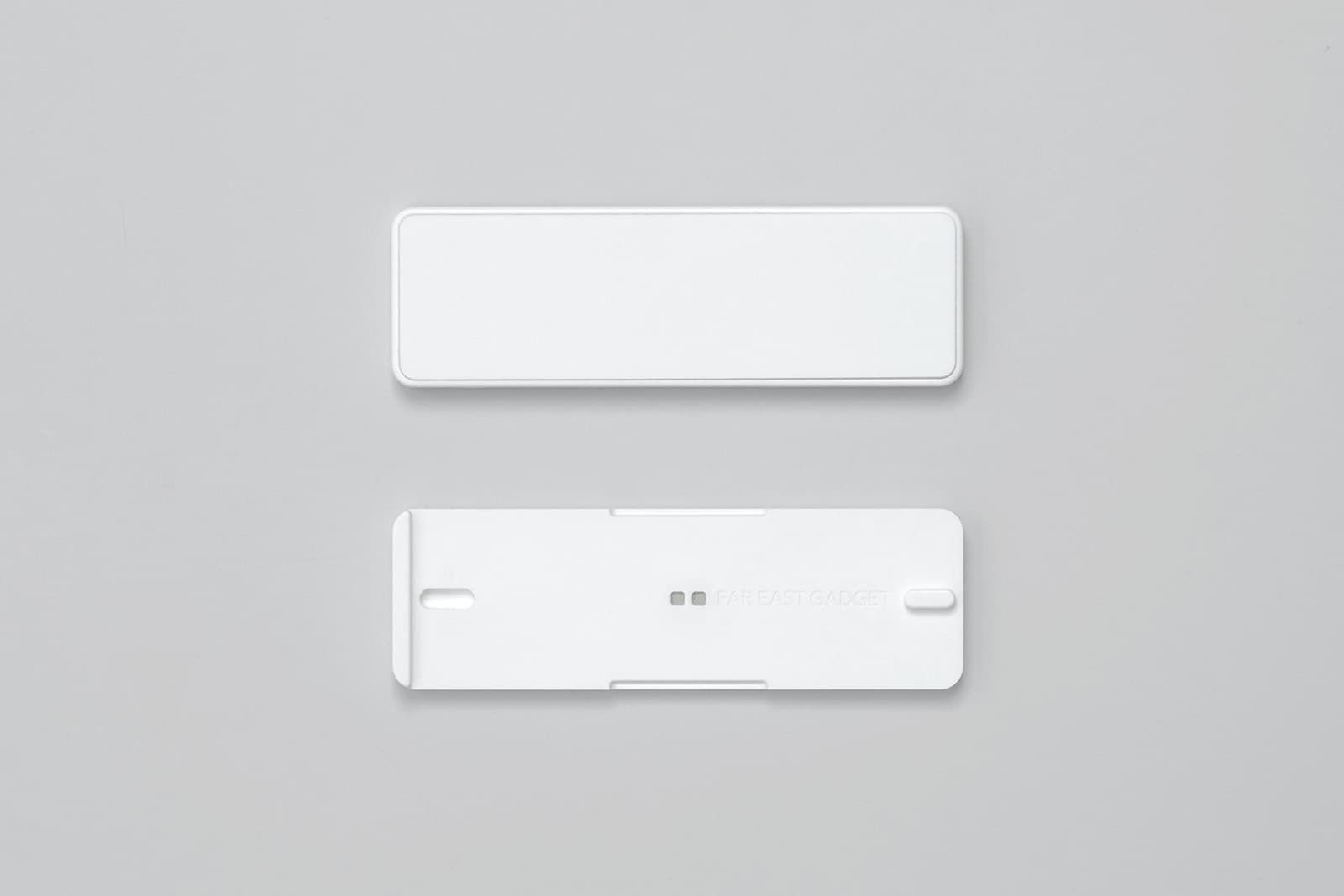 TypeSticks 두 개의 스틱 형태 전체 모습