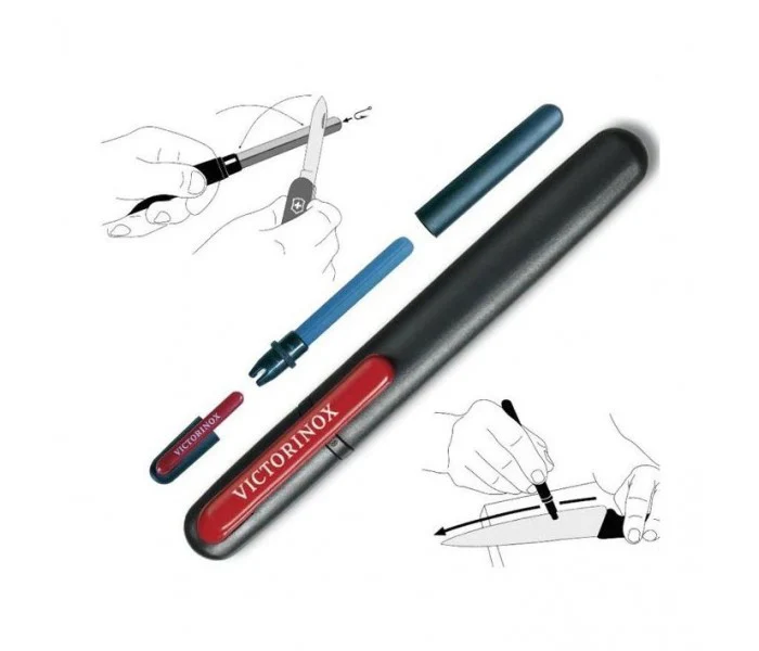 빅토리녹스 샤프너 세라믹 노치 사용 모습